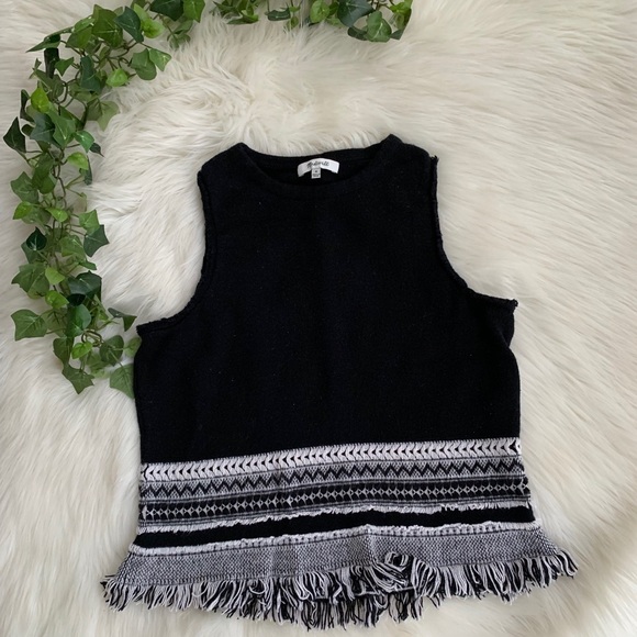 Madewell Sweaters - Madewell Sleeveless Fringe Sweater Vest